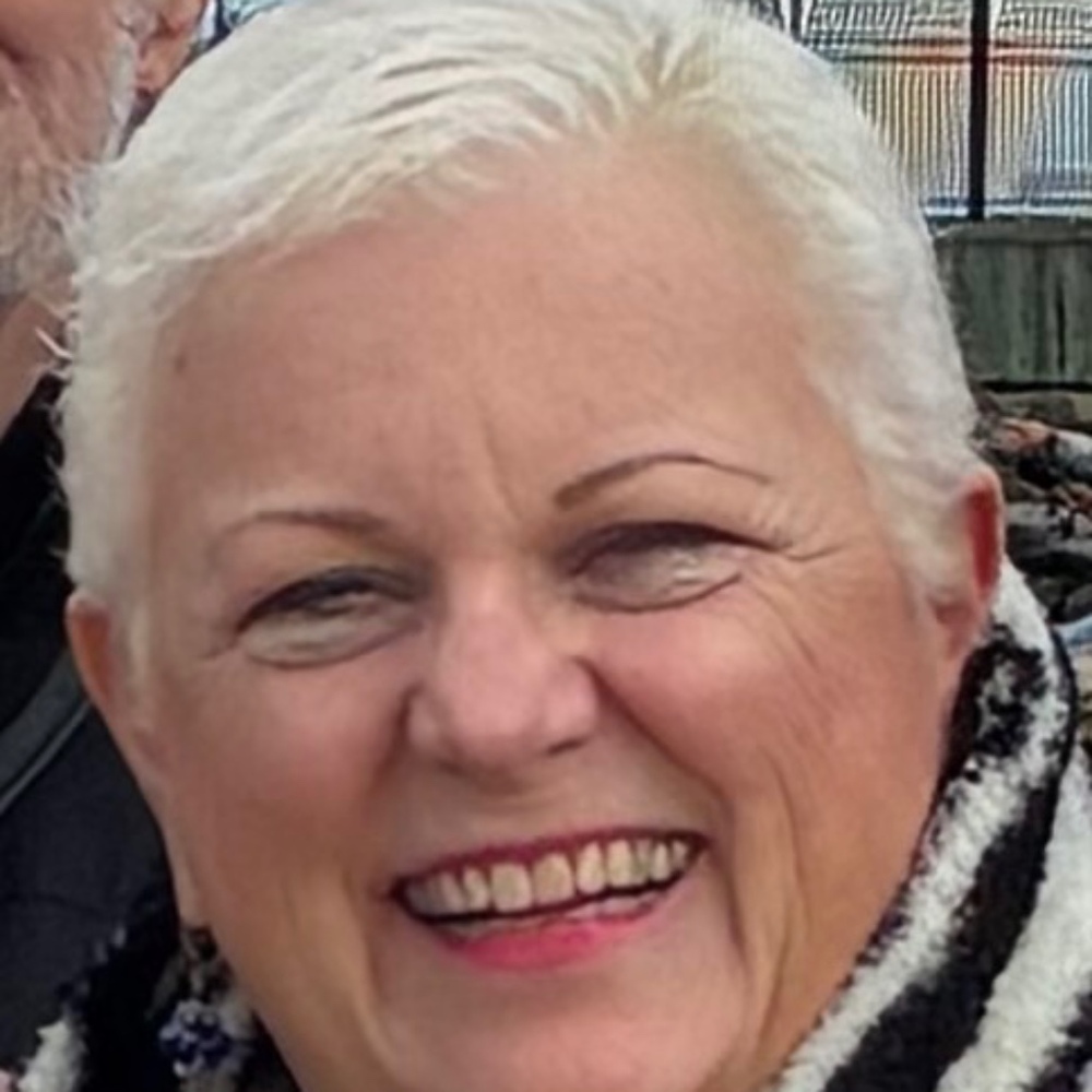 Meet your Posher, Teri